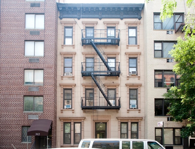 310 E 85th St
