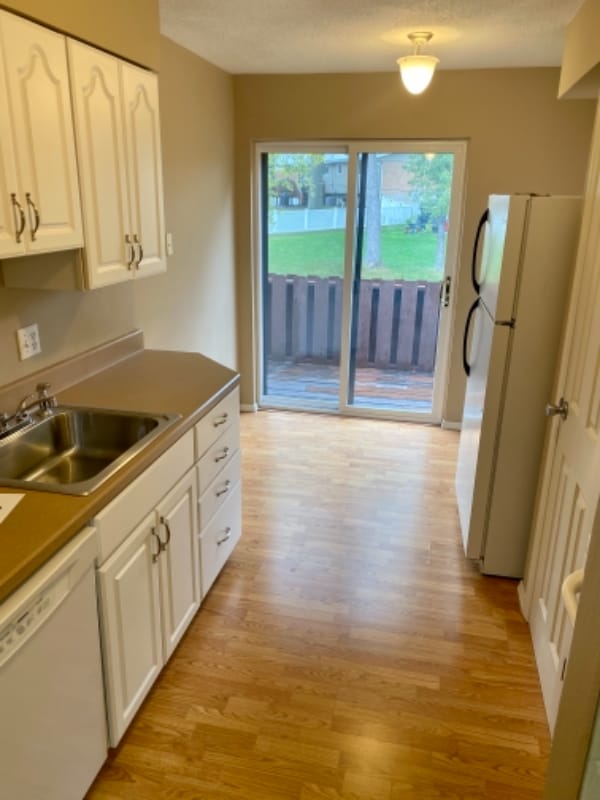 Photo - 7971 Royal Arms Ct Unidad 3