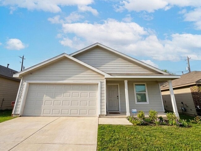 Building Photo - *COMING SOON* Pool, Playground & Plenty of Space! 3BR Home Available Soon!