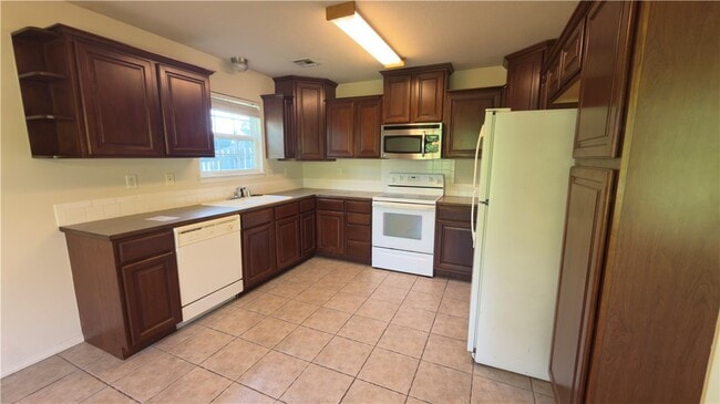 Photo - 1505 SW Elington St