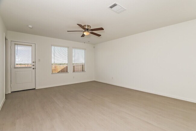 Photo - 1850 Musk Rose