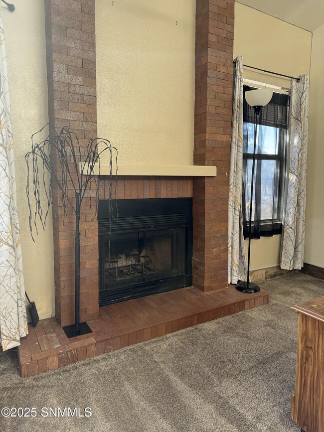 Photo - 3234 Highridge St