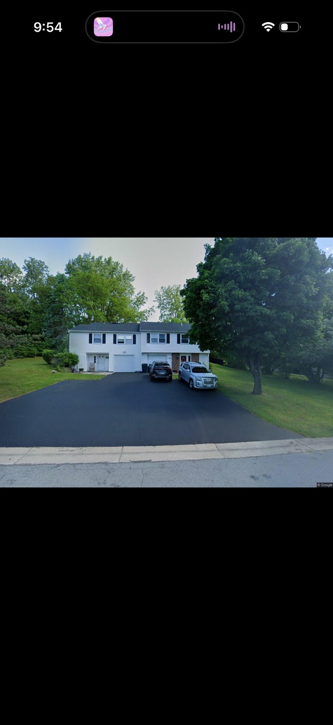 Photo - 190 Willow Pond Way