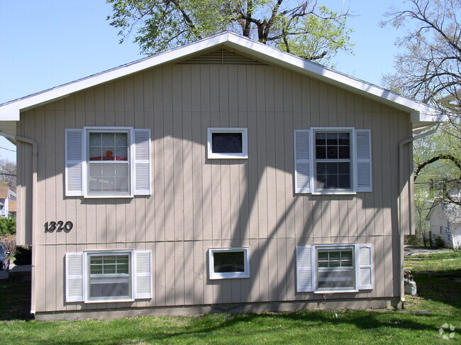 Building Photo - 1320 Kentucky St Unit #4 Rental