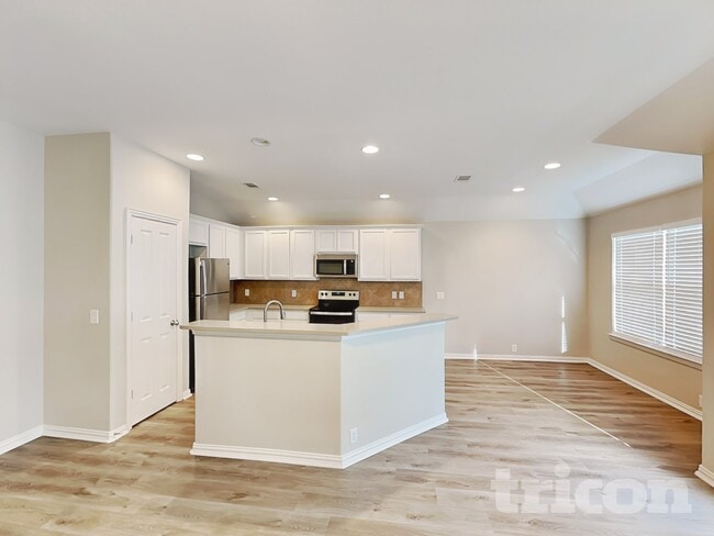 Photo - 225 Bison Meadow Dr