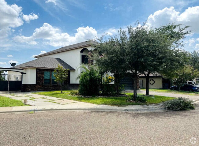 Building Photo - 617 Cowbird Cove Court Rental