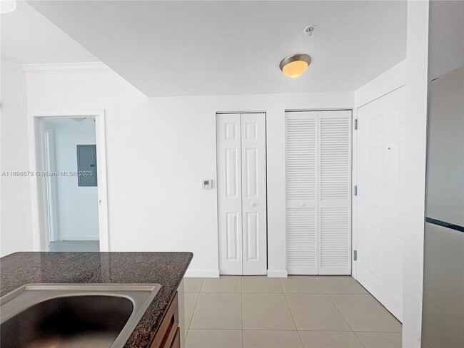 Photo - 2000 N Bayshore Dr Unit 1406