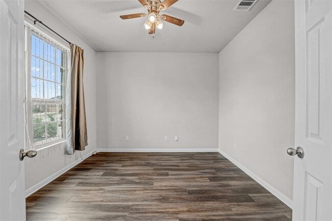 Photo - 6709 Golden Bough Ln