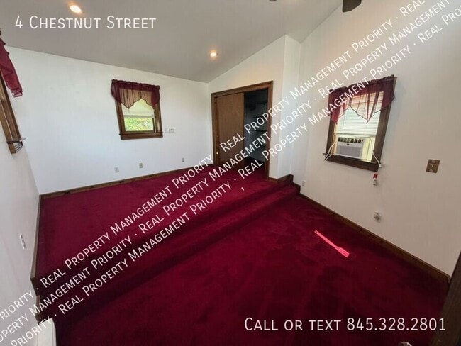 4 Chestnut St