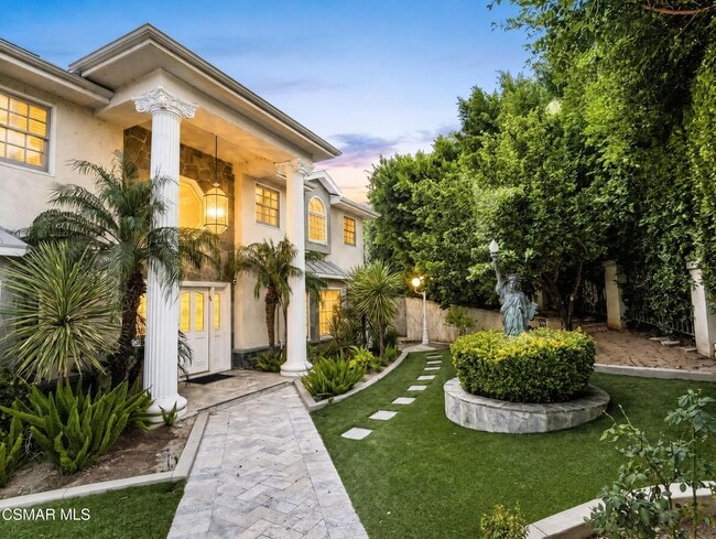 Building Photo - 4640 Dunas Ln