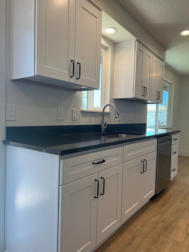 Photo - 1577 NE 237th Ave