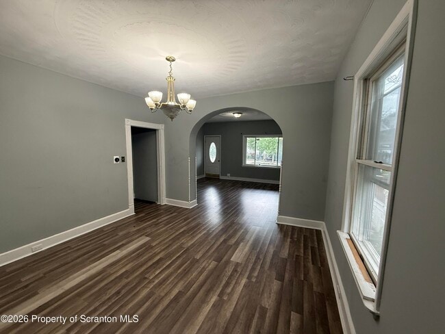 Photo - 617 Harrison Ave