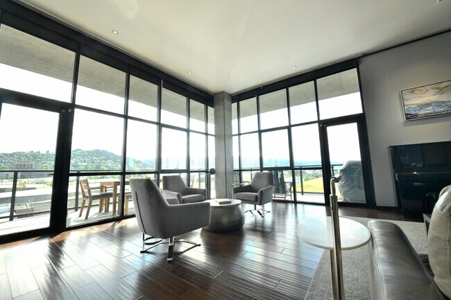 Photo - 1830 NW Riverscape St Unit 803