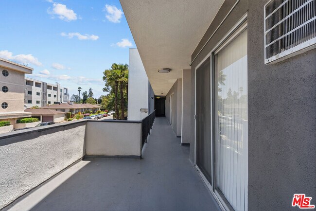 Photo - 15286 Sutton St Unit 102