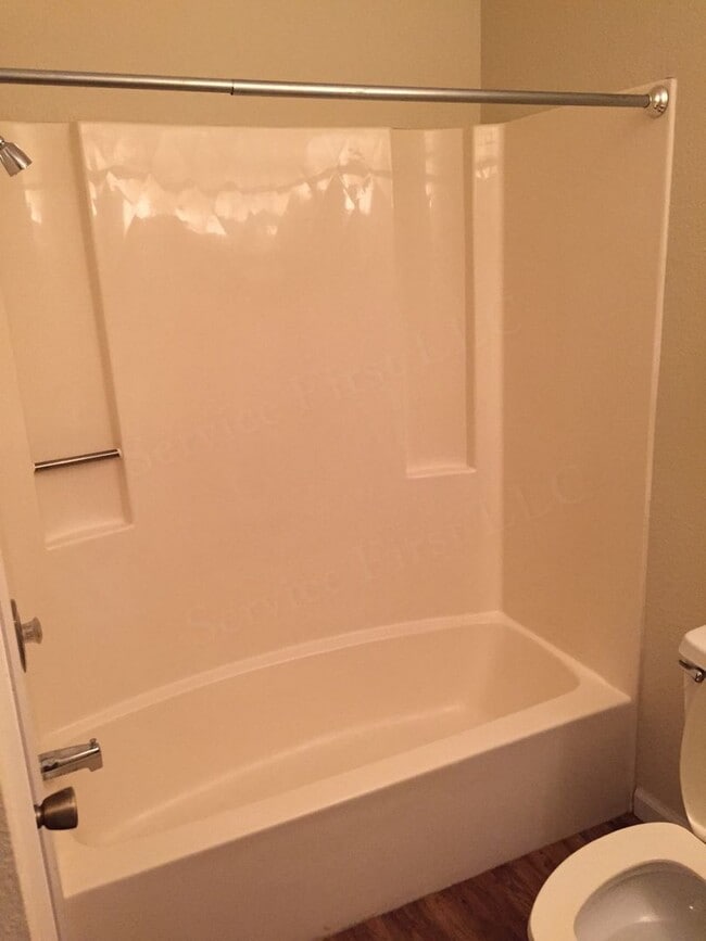 Photo - Marshfield Apartments Unit 108