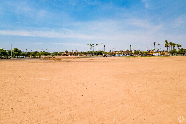 Photo - Garrett Uptown