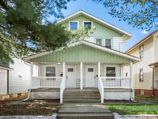 Photo - 1359 N 6th St