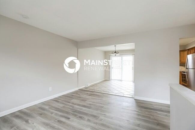 3 Bedroom Pet-Friendly Home in Blue Springs, MO with Main Street Renewal