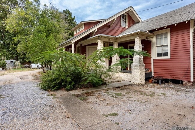 Building Photo - 759 Spanish Town Rd