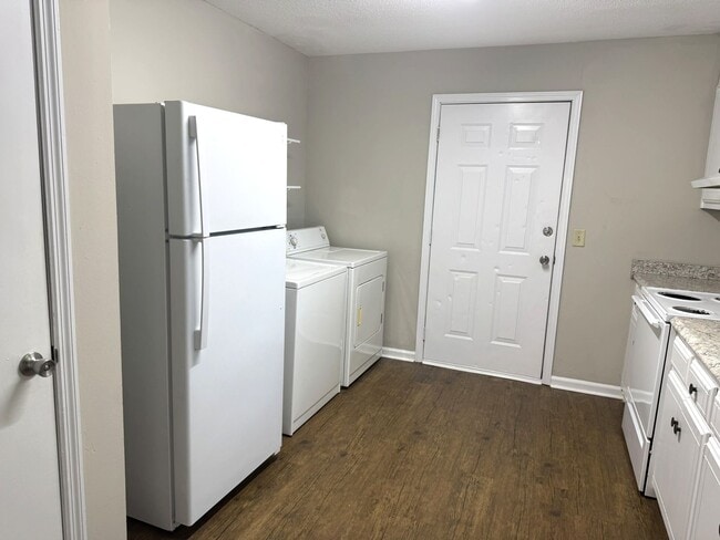 Photo - 9 University Ct. (Southern Cove)