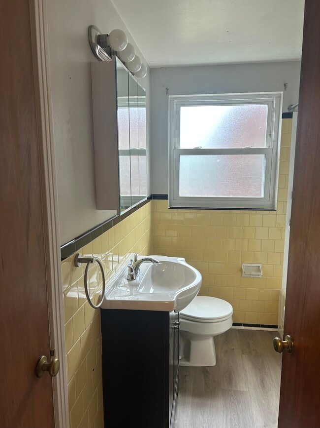 Photo - 1441 Lincoln Way Unit 1