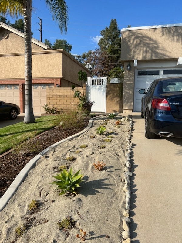 Photo - 863 Woodcrest Ave