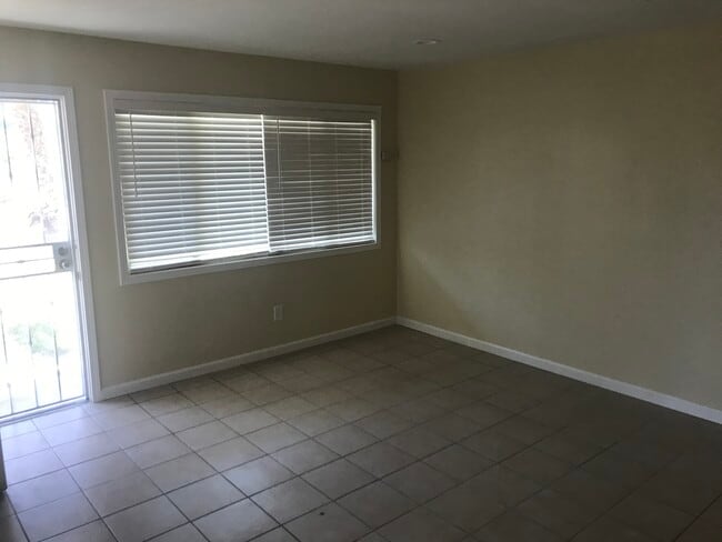 7881 Hyssop Dr