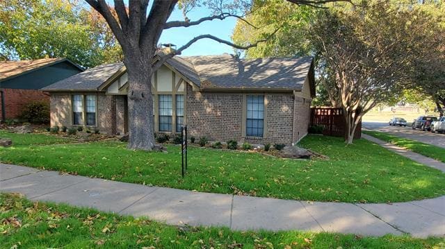 Photo - 8440 Willow Creek Dr