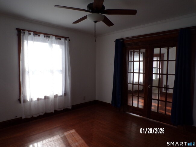 Photo - 17 Holbrook St