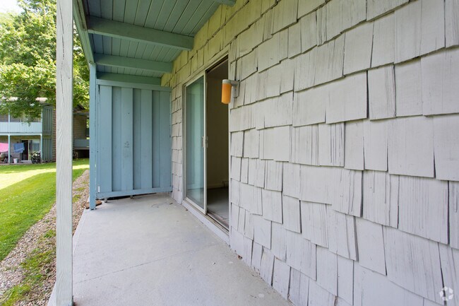 1BR, 1BA