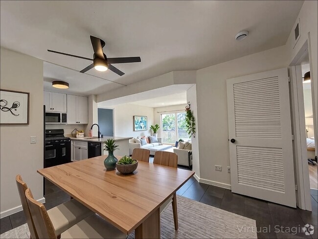 Building Photo - 4550 Laurel Canyon Blvd Rental