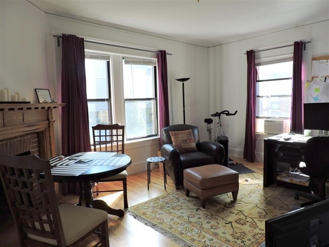 Building Photo - 8 Prescott St Unit 2