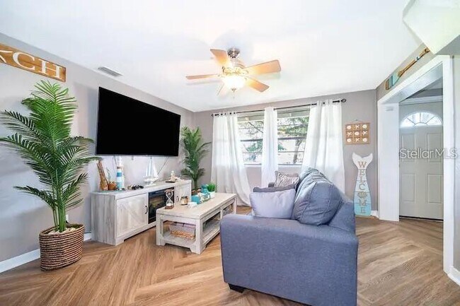 Photo - 39 Alamanda Dr