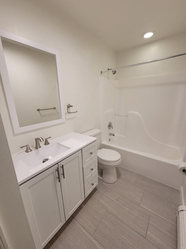 Photo - 121 Depew Ave Unit C