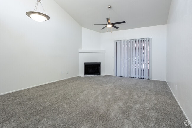 1HAB, 1BA - 680 ft² - Winterhaven Terrace Apartments