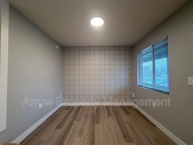 Photo - 877 N 26th St Unit 205