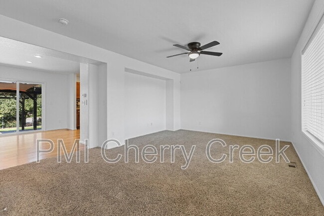 Photo - 267 N Millbrook St