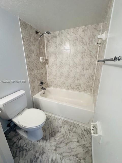 Photo - 2425 NE 135th St Unit 505