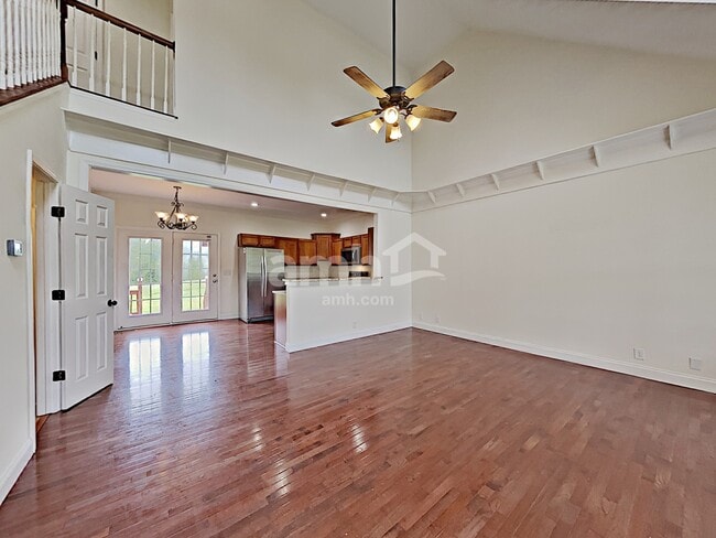 Photo - 312 Madrid Dr