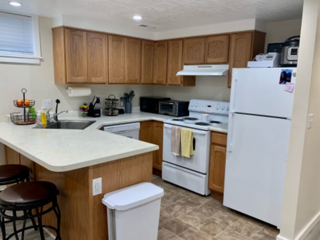 Photo - 138 W 800 N St