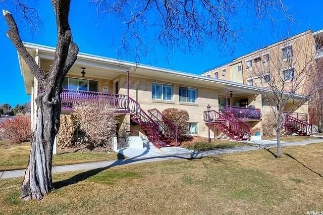 Photo - 203 E 3rd Ave