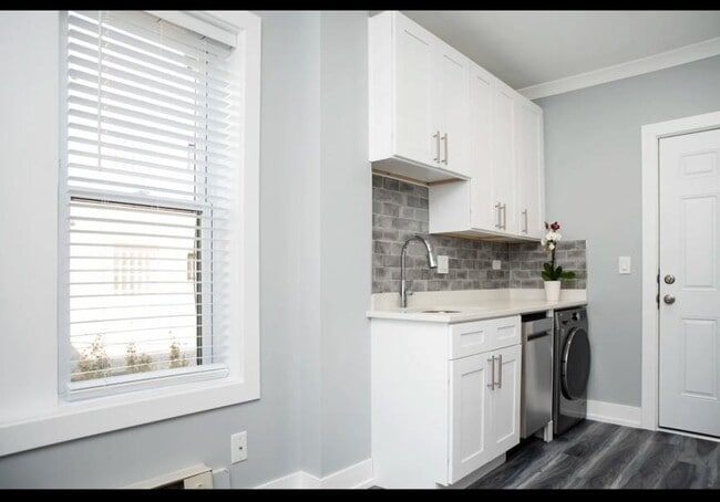 Photo - 0 bedroom in Chicago IL 60613 Unidad 2W