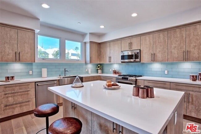 Photo - 4240 Laurel Canyon Blvd Unit 402