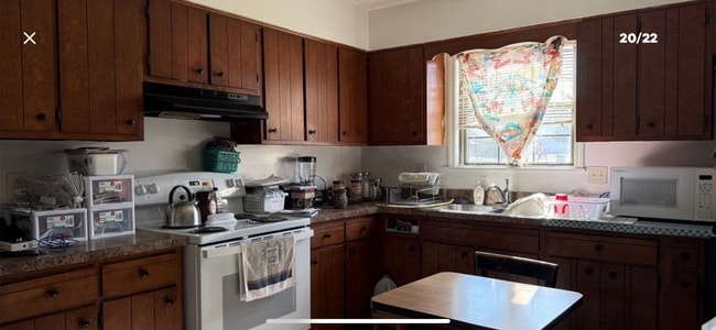 Photo - 1701 National Ave