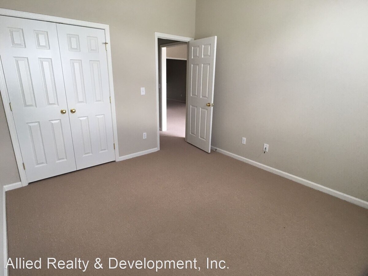Photo - 2 br, 2 bath House - 6203 Covington Villas...
