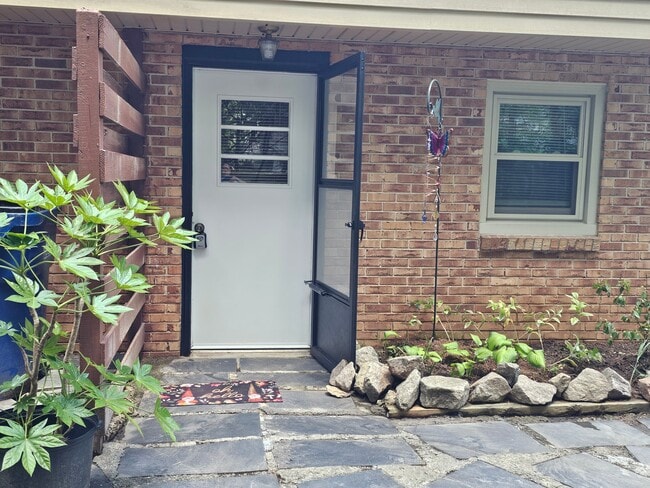Photo - 3212 Fairforest Pl