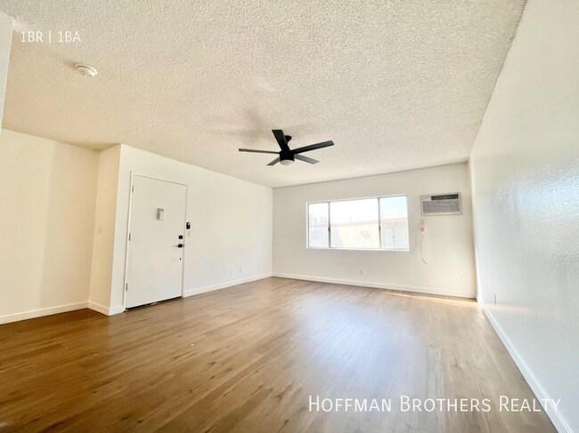 Photo - 8555 Independence Ave Unit 106A