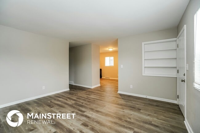 Photo - 2832 Azelda St