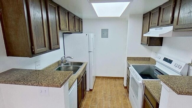 Photo - 4400 S Quebec St Unit #R202