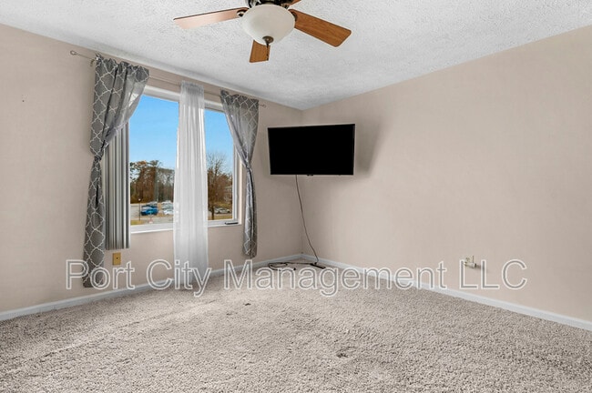 Photo - 8030 Abbey Ct Unit #H